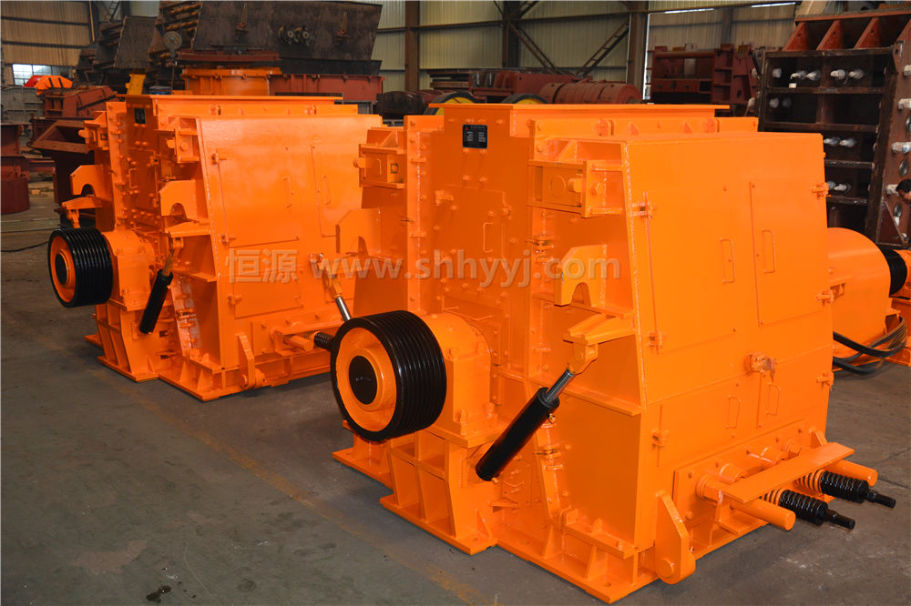 可逆锤式破碎机