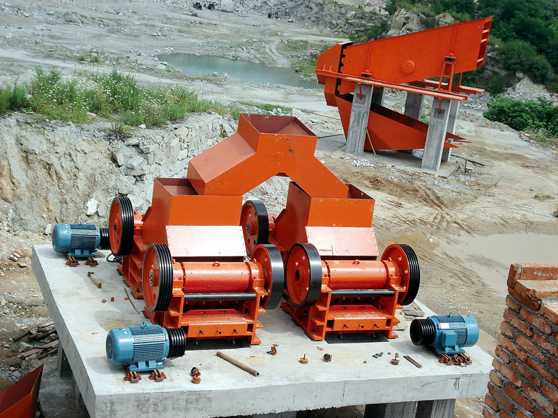 复摆式颚式破碎机