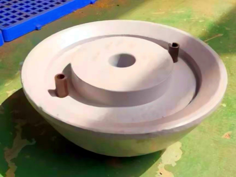 圆锥破碎机分料盘:设计与材质对部件保护的深度探究